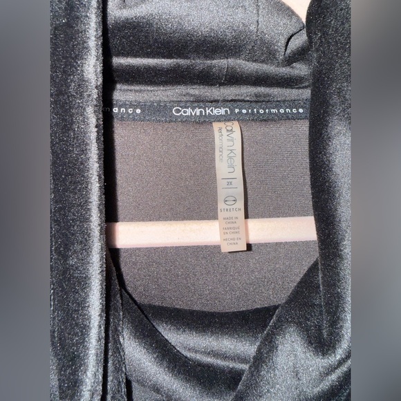 Calvin Klein Performance Top - Picture 3 of 4